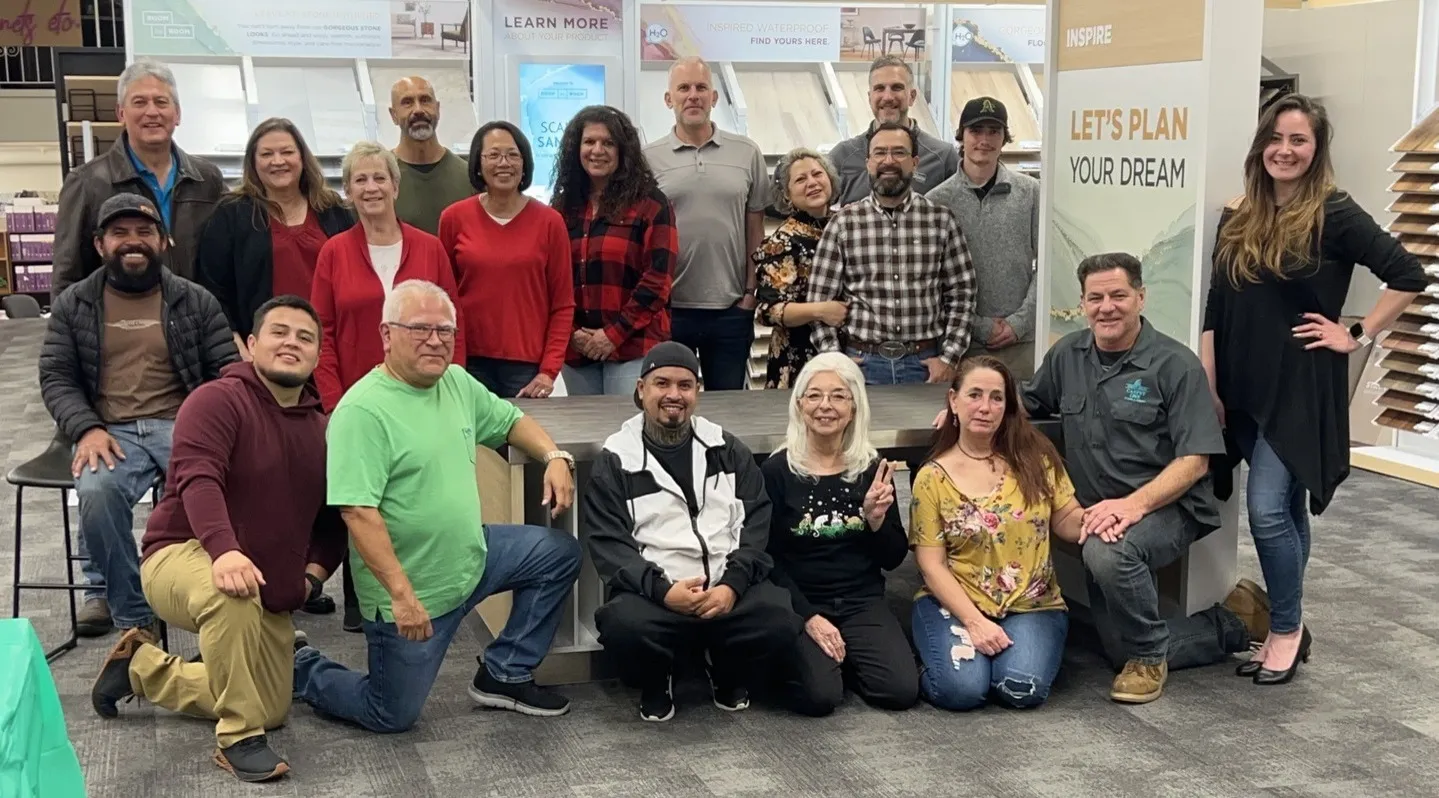 Staff of Direct Sales Floor